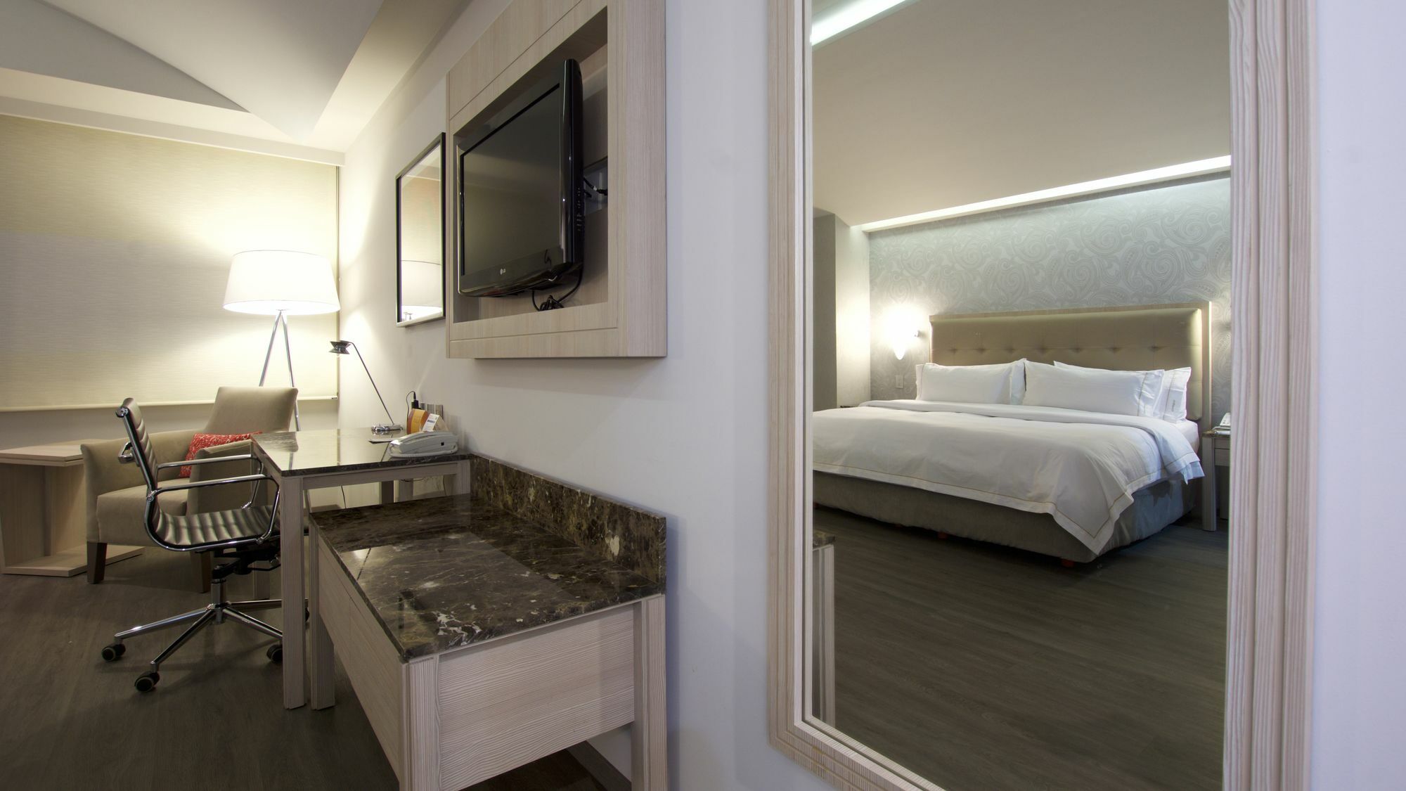 Holiday Inn Express Mexico- Toreo By Ihg Extérieur photo